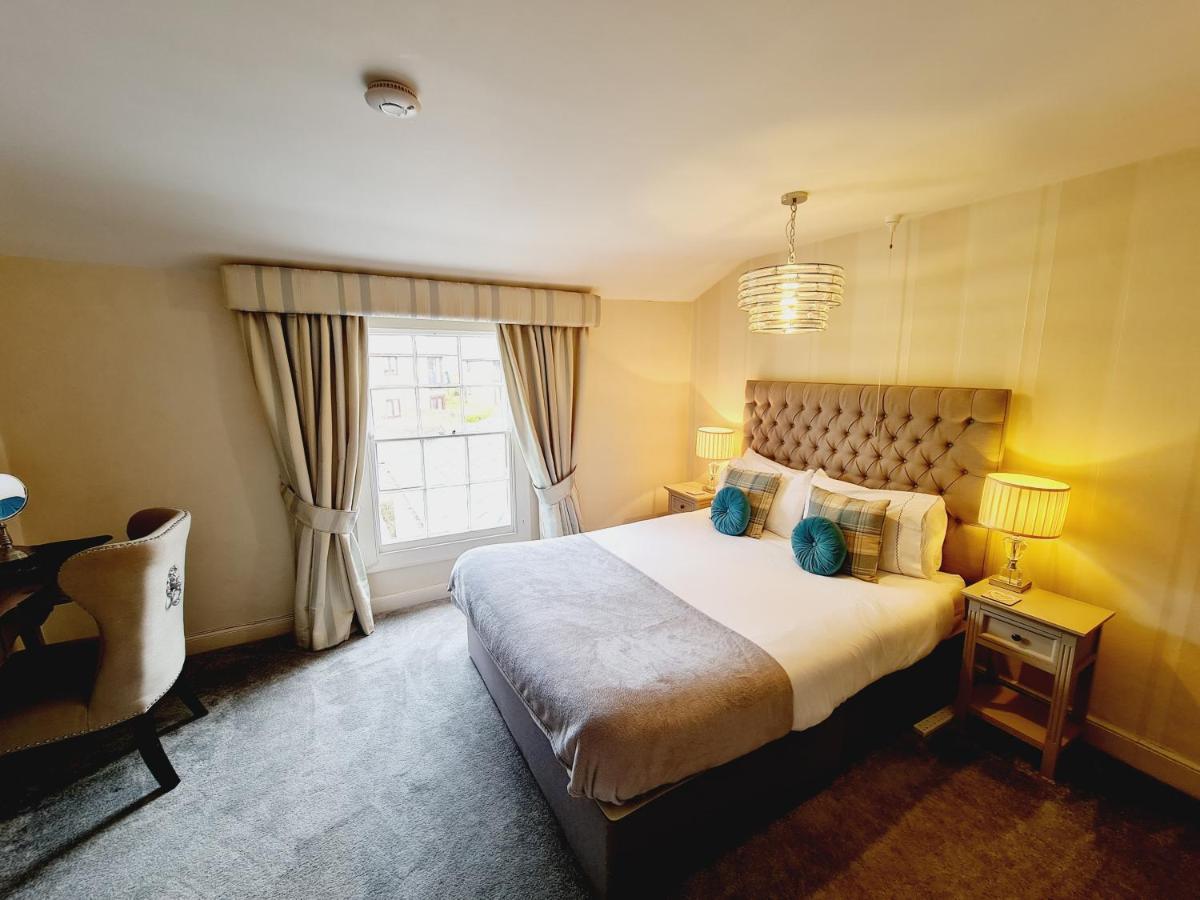 Beaufort Lodge - Central Location & Free Parking トーントン エクステリア 写真