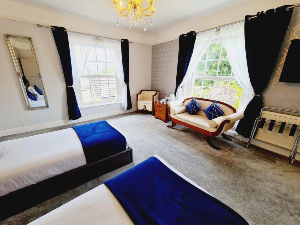 Beaufort Lodge - Central Location & Free Parking トーントン エクステリア 写真