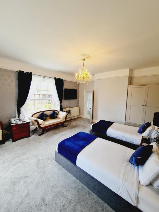 Beaufort Lodge - Central Location & Free Parking トーントン エクステリア 写真